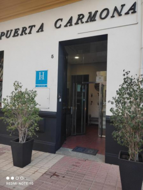Гостиница Hostal Puerta Carmona  Севилья